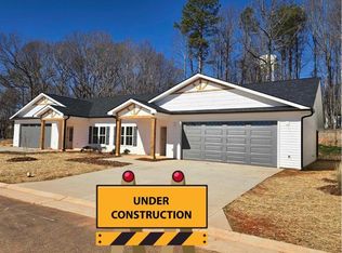 100 Old Heritage Rd, Randleman, NC 27319