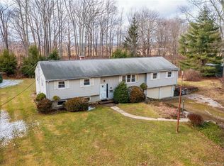 16 Vining Rd, Bethel, CT 06801