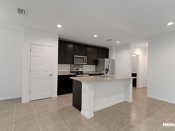 4th image of 164 Glass Onion Dr