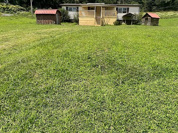 Spacious yard