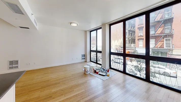 Rented by Metripol Corporation | media 15