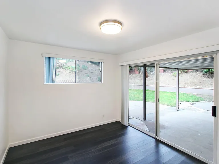 24059 Willow Creek Rd — Photo 6