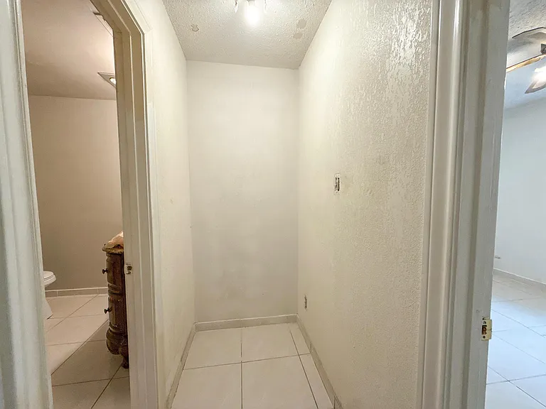 106 Florida St — Photo 9