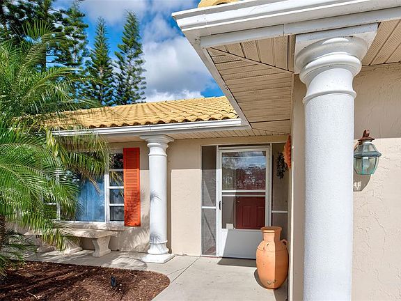 3rd image of 11966 Saragossa Ln