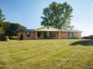 141 Dogwood Heights Dr, Tazewell, TN 37879