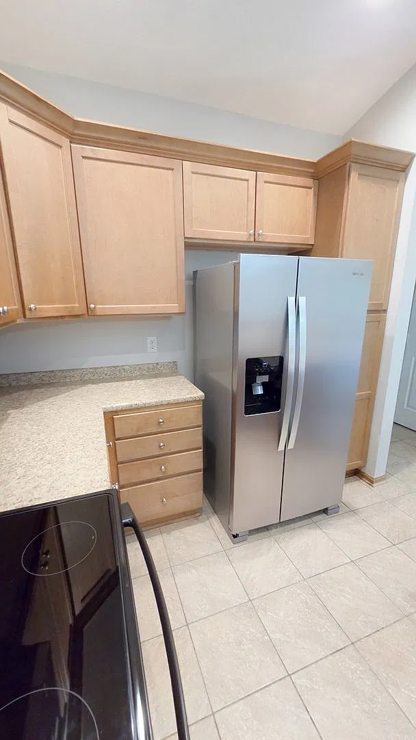 Meadow Court Apartments — Photo 1