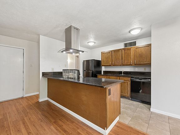 5th image of 149 W Way Dr