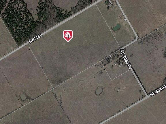 4th image of 6 Northeast Cres #2160