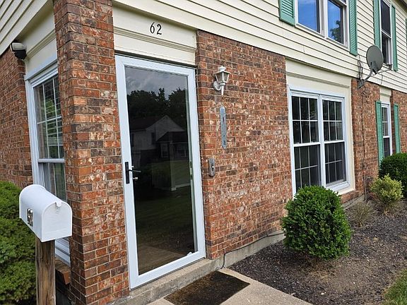 2nd image of 62 Sunnyside Dr