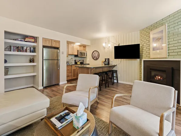 19717 Mount Bachelor Dr Unit 107, Bend, OR 97702