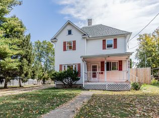 906 N Chestnut St, Kewanee, IL 61443