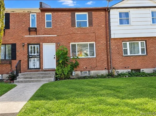 7 Bennett Vlg, Buffalo, NY 14214