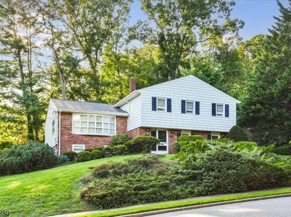 43 Dartmouth Rd, Wayne Twp., NJ 07470