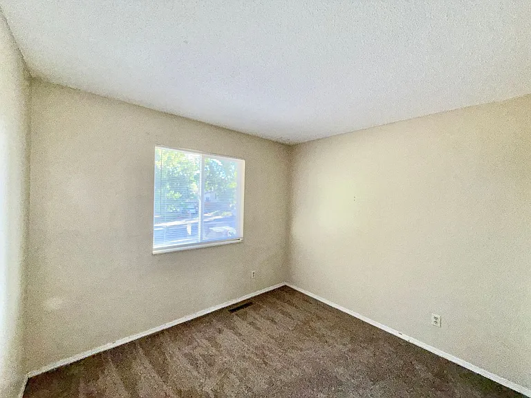 2945 Del Rey Plz — Photo 7