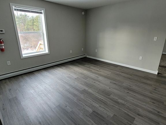 5th image of 355 River Rd #3