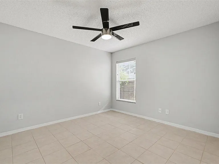 11504 Wellman Dr — Photo 26