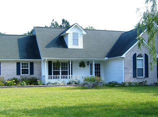 101 Sussex Ln, Hubert, NC 28539