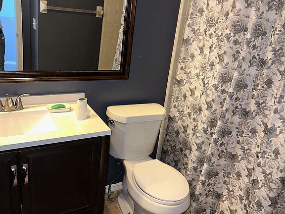 5th image of 3299 Sandy Shore Ln #1