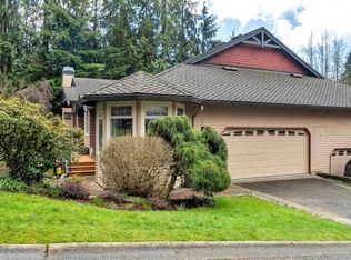 1102 Strathaven Dr, North Vancouver, BC V7H 2Z6
