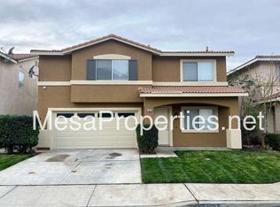 11658 Peacock Ln, Fontana, CA 92337
