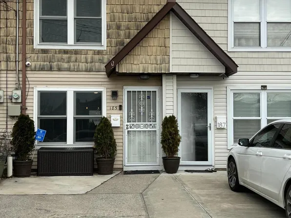 185 Melvin Ave, Staten Island, NY 10314