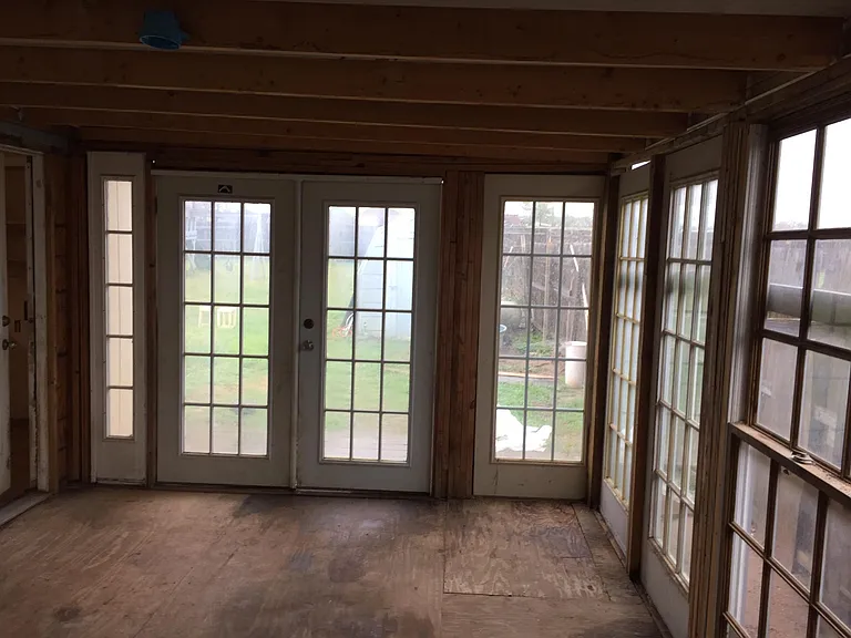 107 Michael Ln — Photo 4