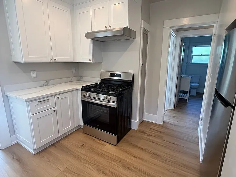 817 Wright St — Photo 8