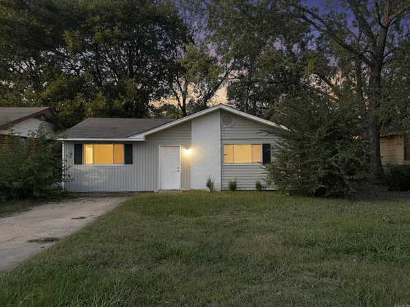 305 Smart St, Jacksonville, AR 72076
