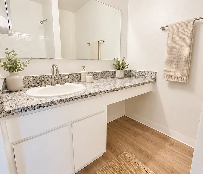 303 University Dr #3 — Photo 7