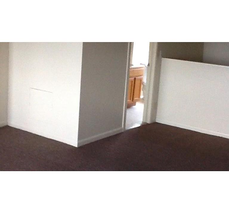 1st image of 828 N Broad St #3