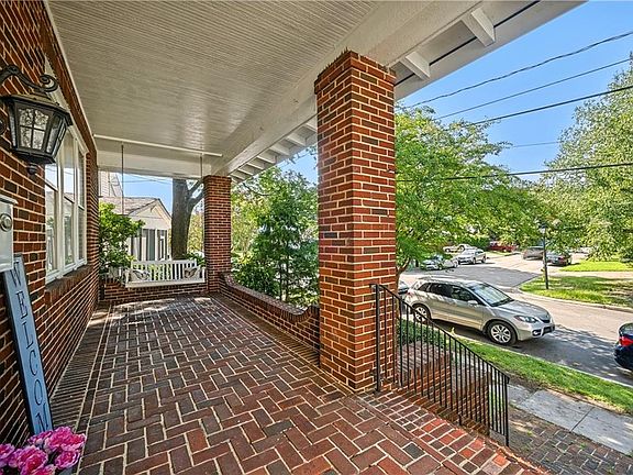5th image of 285 Lucile Ave