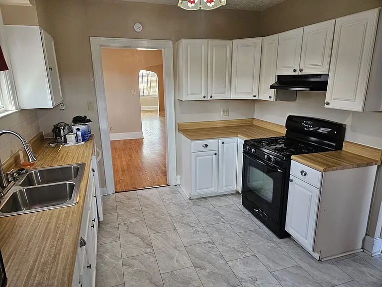 1417 W Virginia Ave — Photo 7