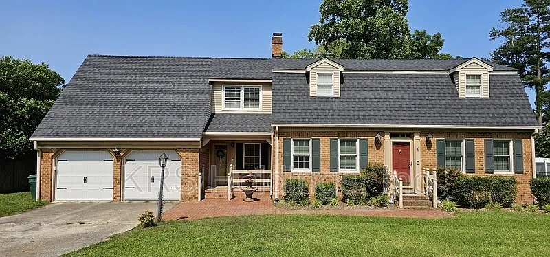 5 bed, 3.0 bath, 2919 sqft, $3,095 — Photo 3
