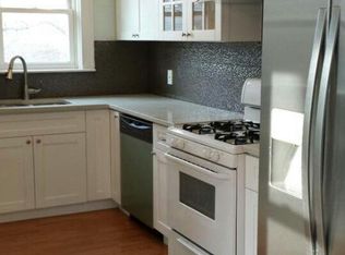 92 Pitman St, Providence, RI 02906