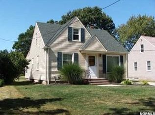 830 Worden Rd, Wickliffe, OH 44092