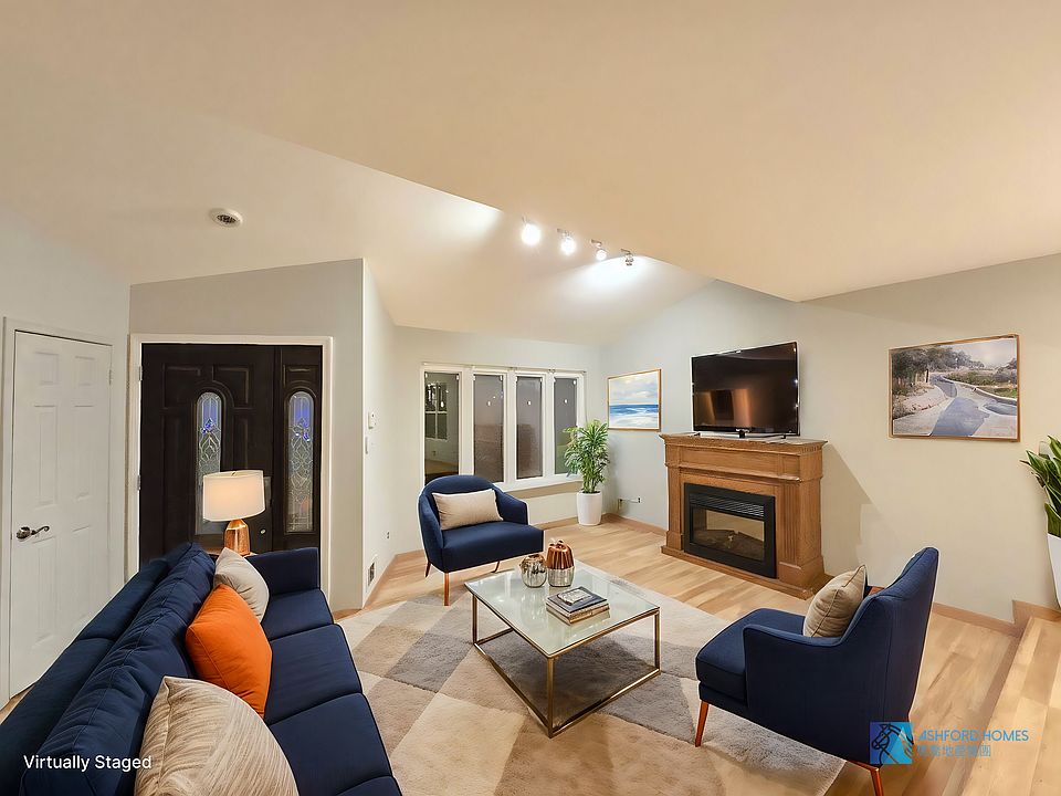 1st image of 203 Gurley Ave Floor 2