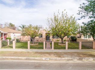 6902 White Oak Ave, Van Nuys, CA 91406