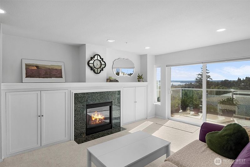 2nd image of 4409 California Avenue SW #503