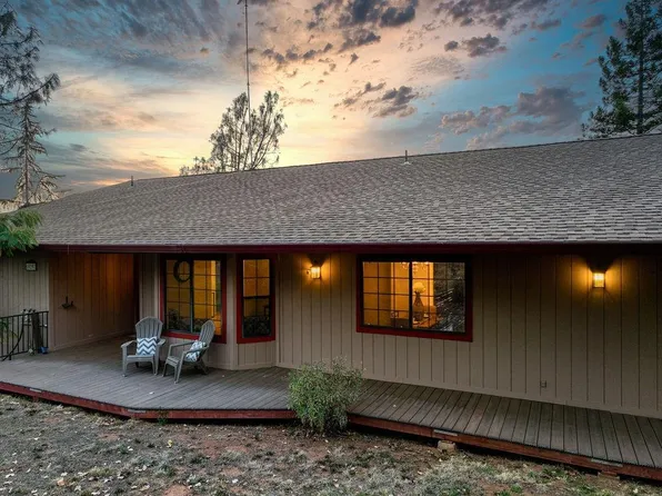 10297 Vista Point Loop, Penn Valley, CA 95946