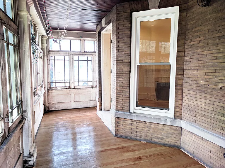 1239 W Winnemac Ave #2 — Photo 6