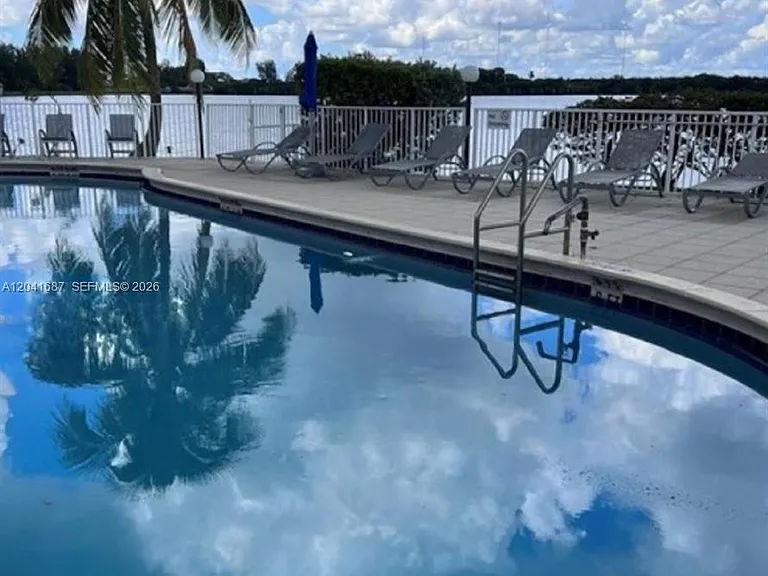 1075 NE Miami Gardens Dr #708 — Photo 23