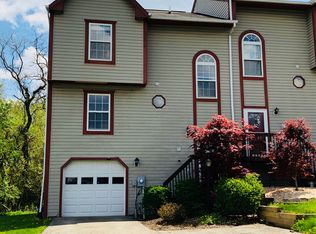 129 Villa Dr, Pittsburgh, PA