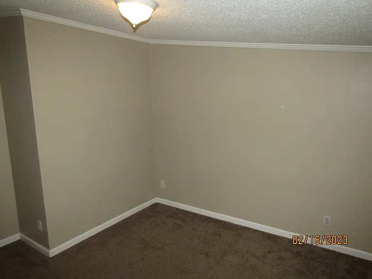 4883 Riverside Dr #A — Photo 3
