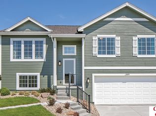 21101 Jefferson St, Elkhorn, NE 68022