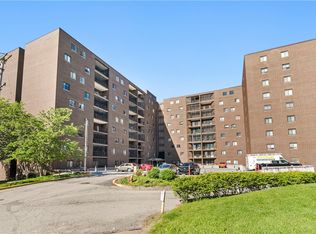 5600 Munhall Rd APT 314, Pittsburgh, PA 15217