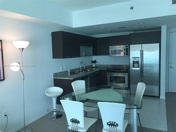 4th image of 950 Brickell Bay Dr APT 1908