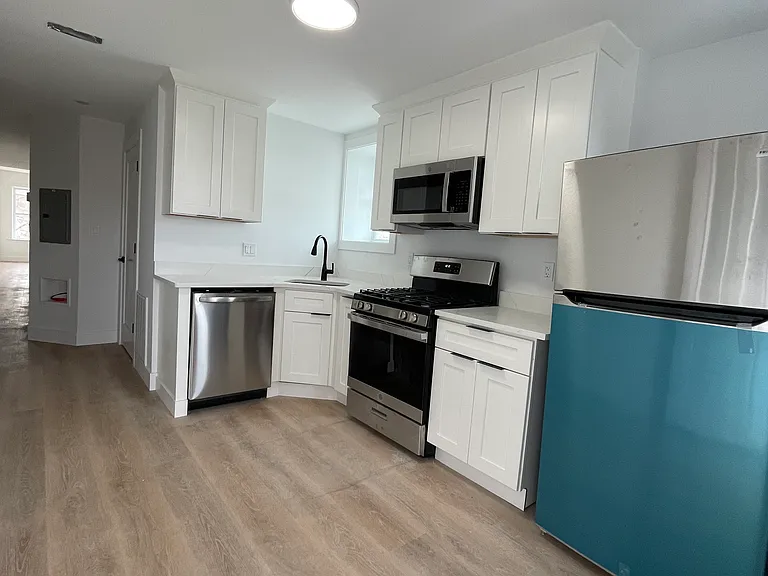 10 Mount Pleasant Ave #2 — Photo 4