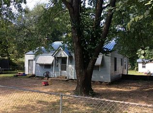 150 W Midway Ave, Cave Springs, AR 72718