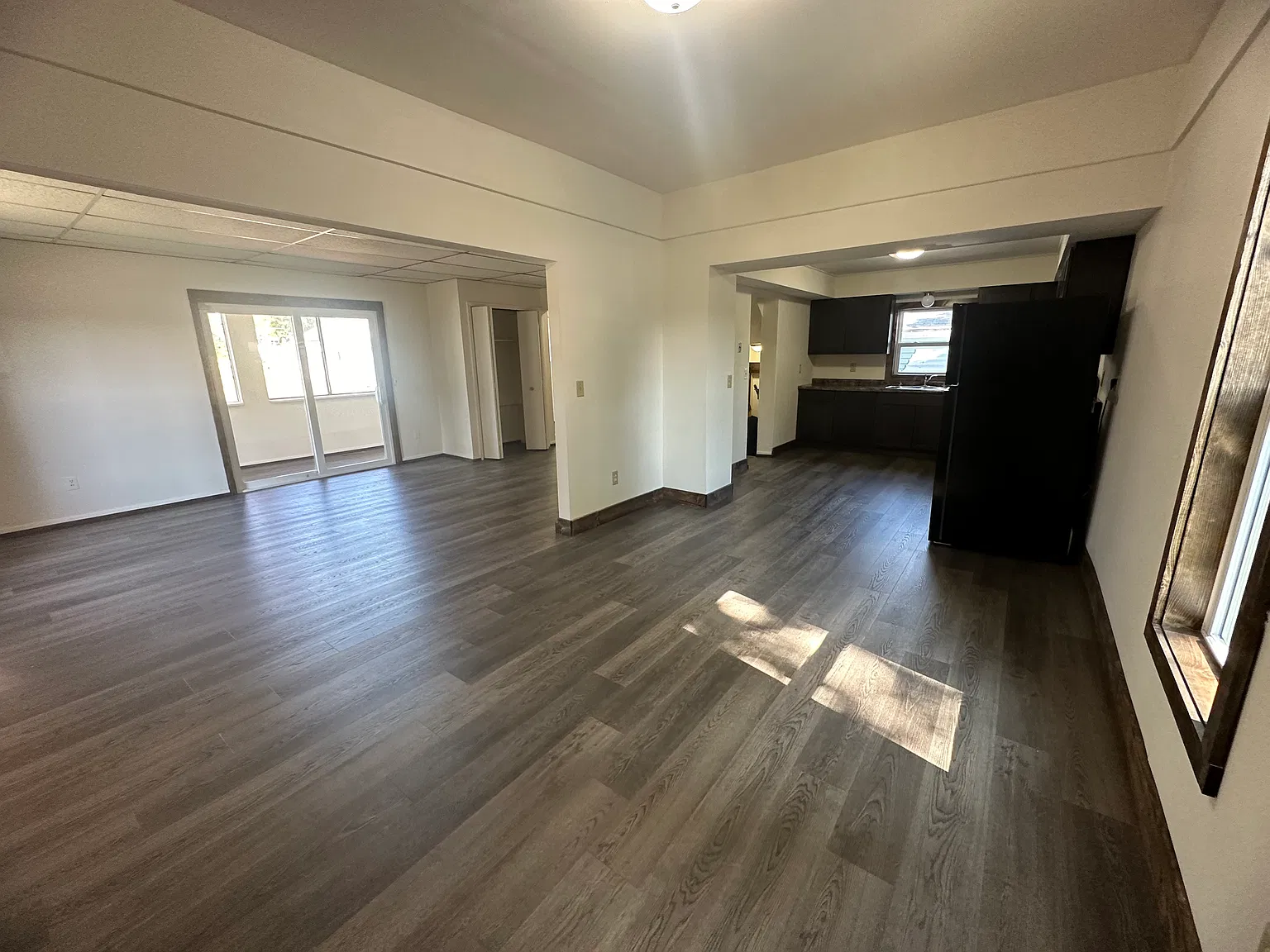 3 bed, 1.5 bath, 1209 sqft, $1,200 — Photo 4