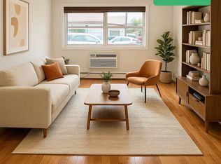 25-01 45th St #2A, Astoria, NY 11103